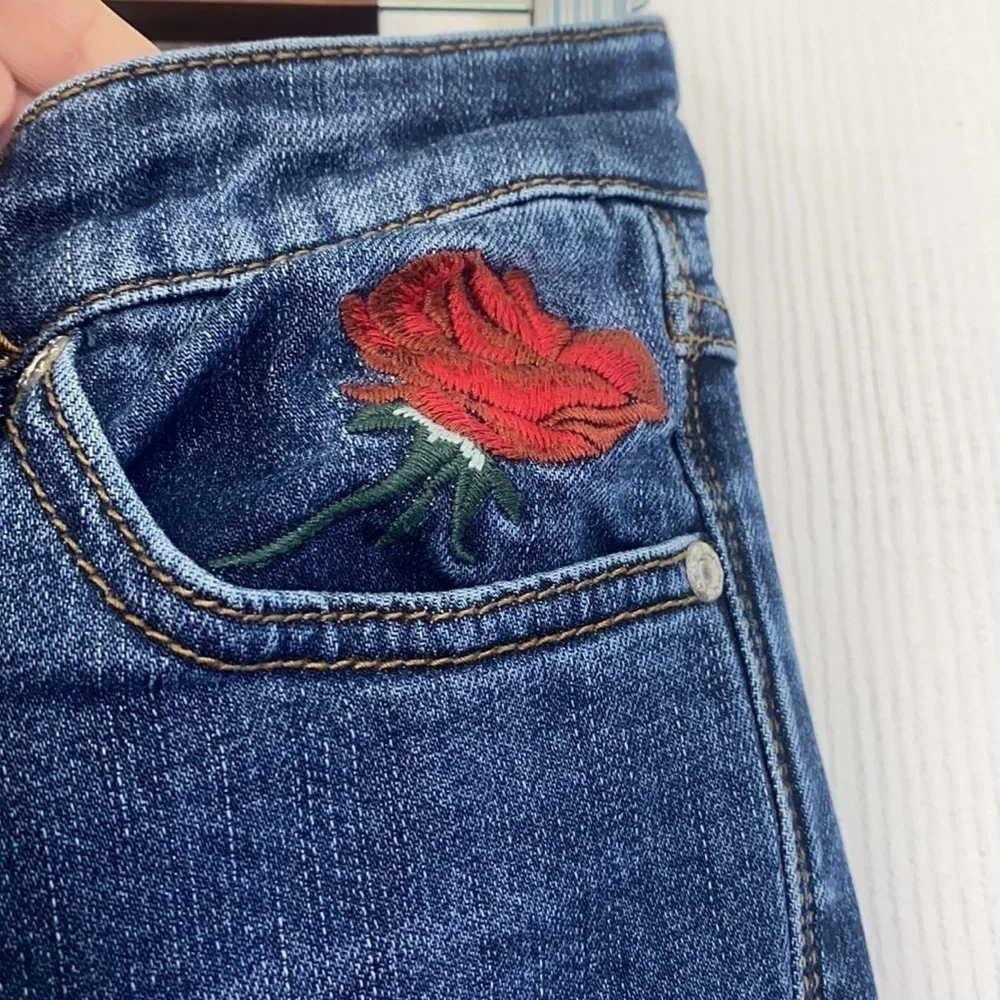 Free People - Four Seasons Embroidered Floral Dark Denim Jeans Size 26